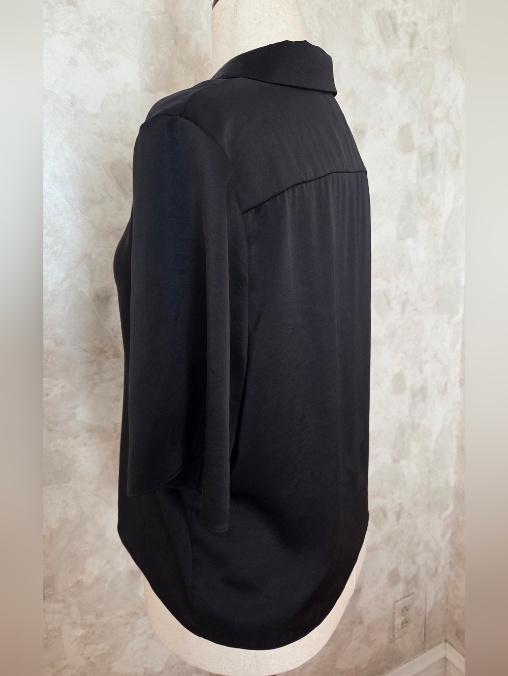 Wilfred Black Satin Button Front Blouse | Boxy Minimalist Silk-Look Top Large - Picture 4 of 6